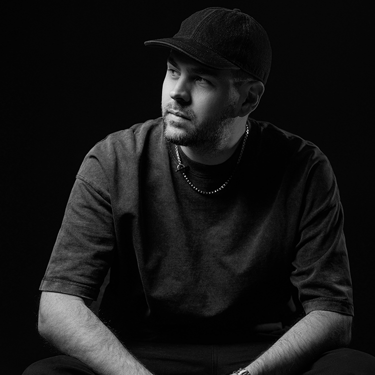 Book / Hire Kyle Watson DJ